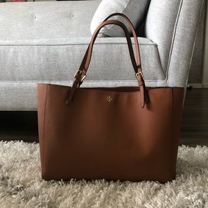 Tory Burch York Buckle Tote in Saffiano Leather